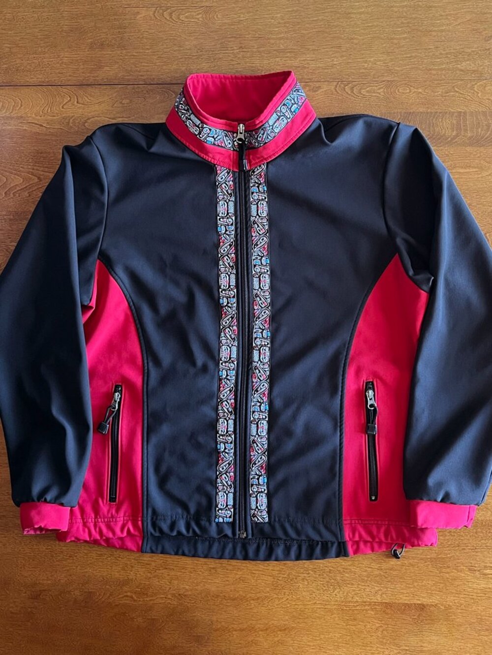 Copper River Fleece red and black jacket with Totem trim L